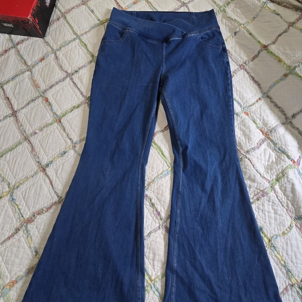 High-Rise Flare Jeans — Deep Blue Wide Leg